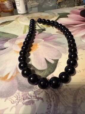 Classic Black Bead GlassNecklace - Women Jewelry
